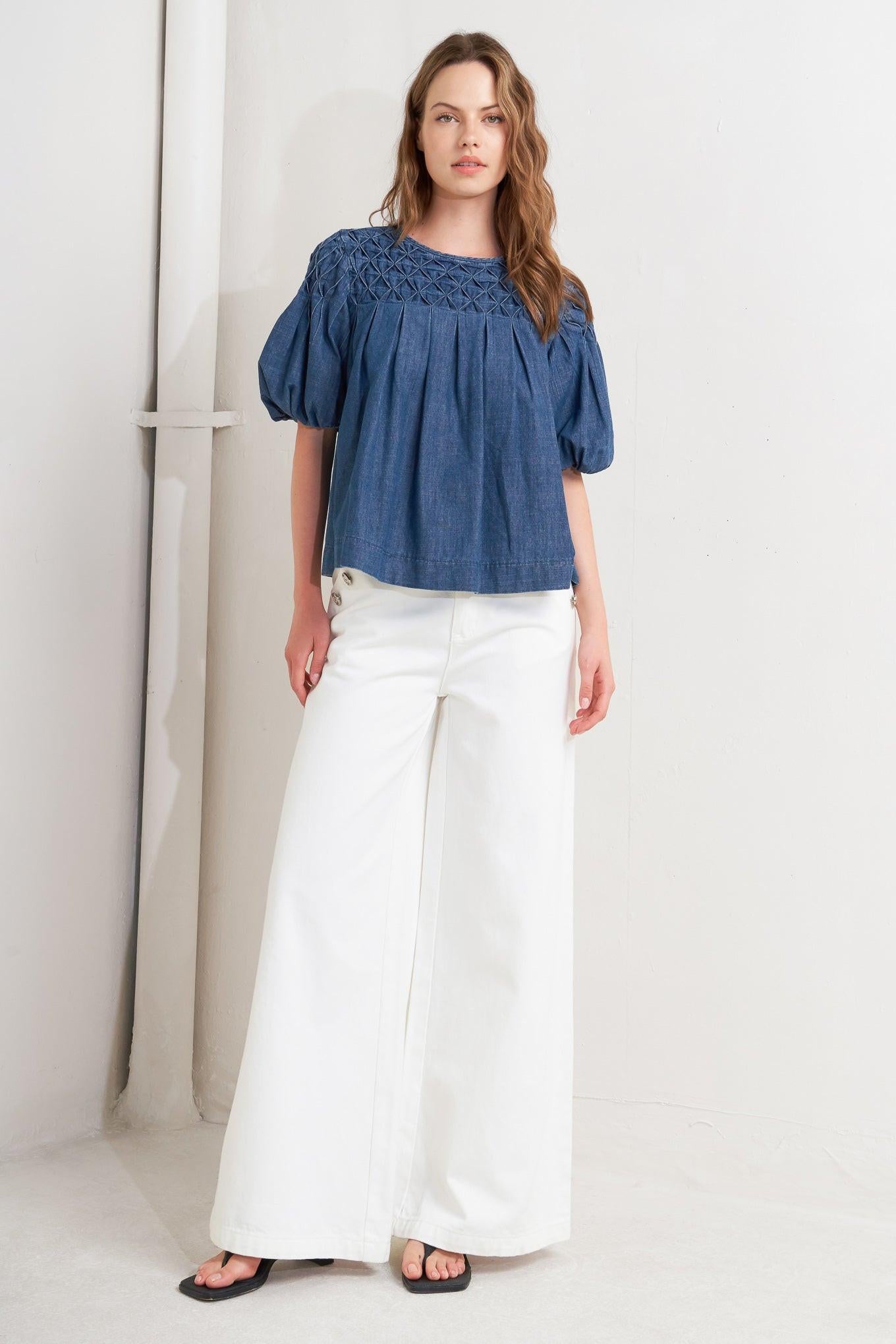 COTTAGE SPELL CHAMBRAY TOP