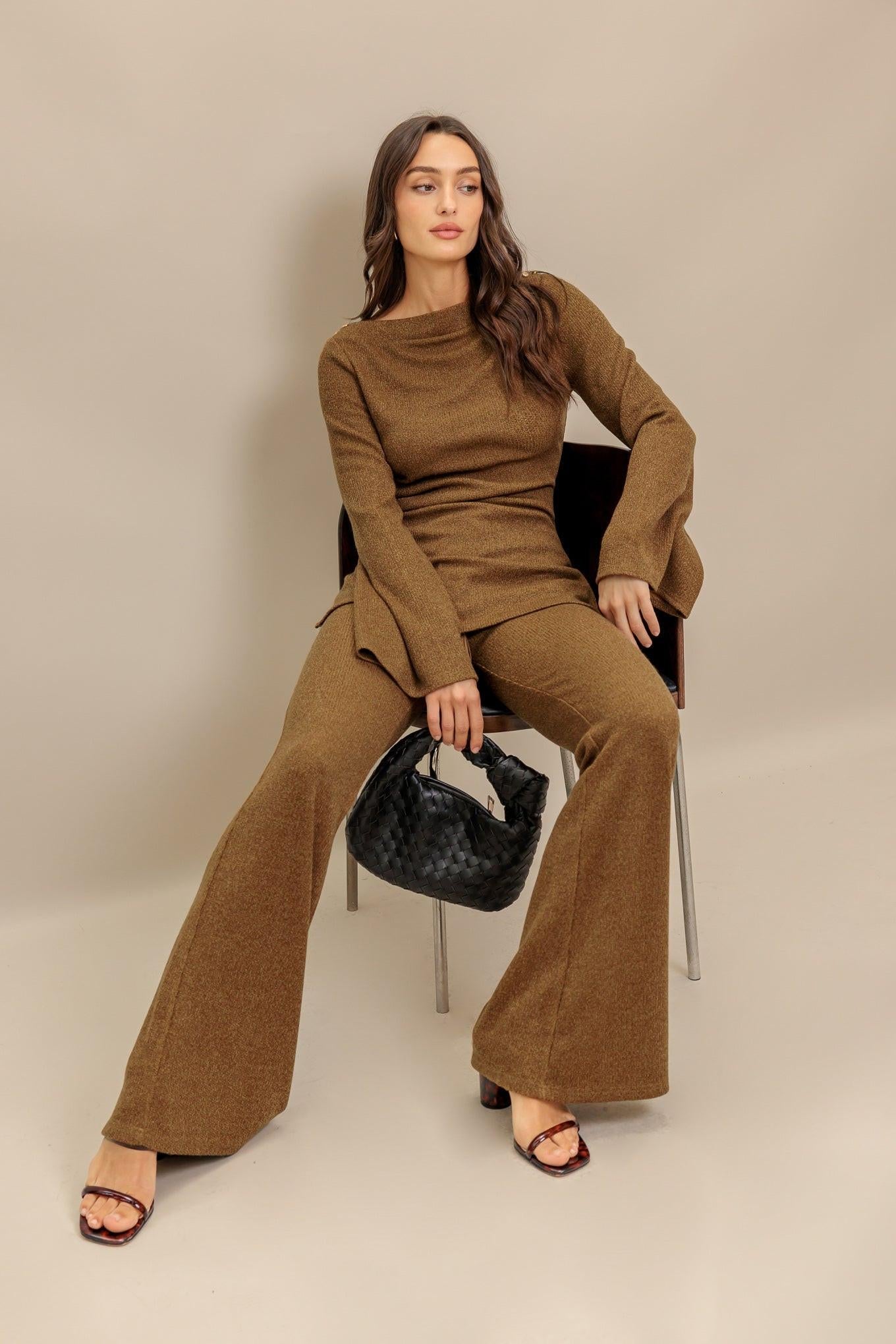 FLARE TOUCH SOLID KNIT PANTS